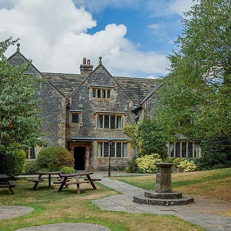 YHA Hartington Hall Exteriör bild